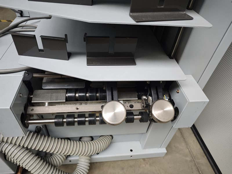 Horizon VAC-100 c | collator | 10 stations | 2008 | 33.2 mio - آلات الطباعة: صورة 5 Horizon VAC-100 c | collator | 10 stations | 2008 | 33.2 mio - آلات الطباعة: صورة 5