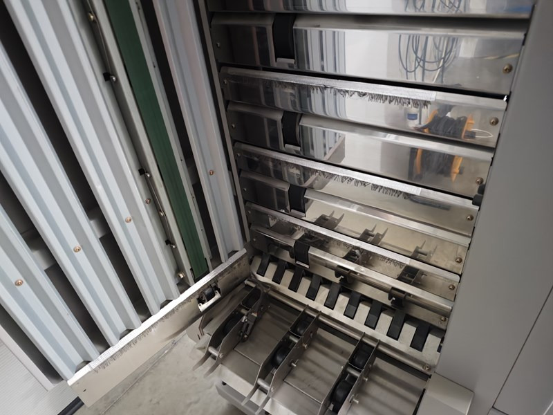 Horizon VAC-100 m | collator | 10 stations - آلات الطباعة: صورة 3 Horizon VAC-100 m | collator | 10 stations - آلات الطباعة: صورة 3