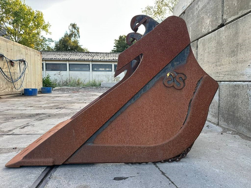 Eurosteel chainbucket 1700ltr 150cm wide kettingbak - بكت - آلات البناء: صورة 5 Eurosteel chainbucket 1700ltr 150cm wide kettingbak - بكت - آلات البناء: صورة 5