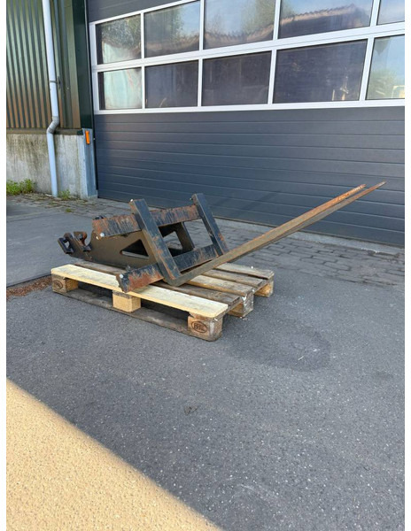 Saes PF-FEM2-110-CW10 palletforks / Palletgabeln / - شوكة - آلات البناء: صورة 1 Saes PF-FEM2-110-CW10 palletforks / Palletgabeln / - شوكة - آلات البناء: صورة 1