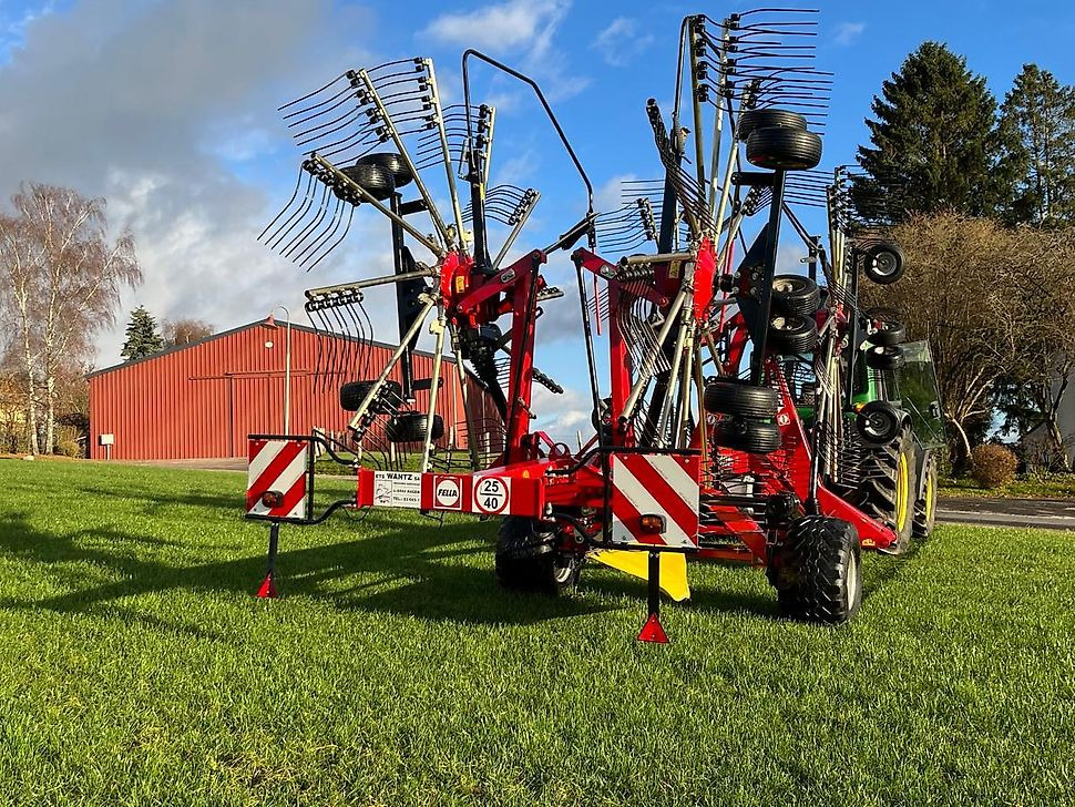 J.Reiff Sarl
Herr Stefan Neukirch - 77 Z.I in den - آلة تيبيس العشب/ آلة جمع العشب: صورة 3 J.Reiff Sarl
Herr Stefan Neukirch - 77 Z.I in den - آلة تيبيس العشب/ آلة جمع العشب: صورة 3