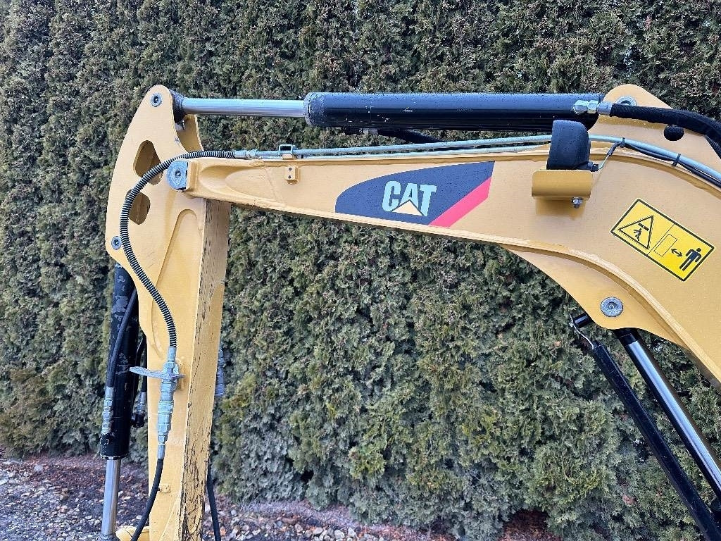 حفارة مُصَّغرة CAT 302.7 D CR: صورة 12