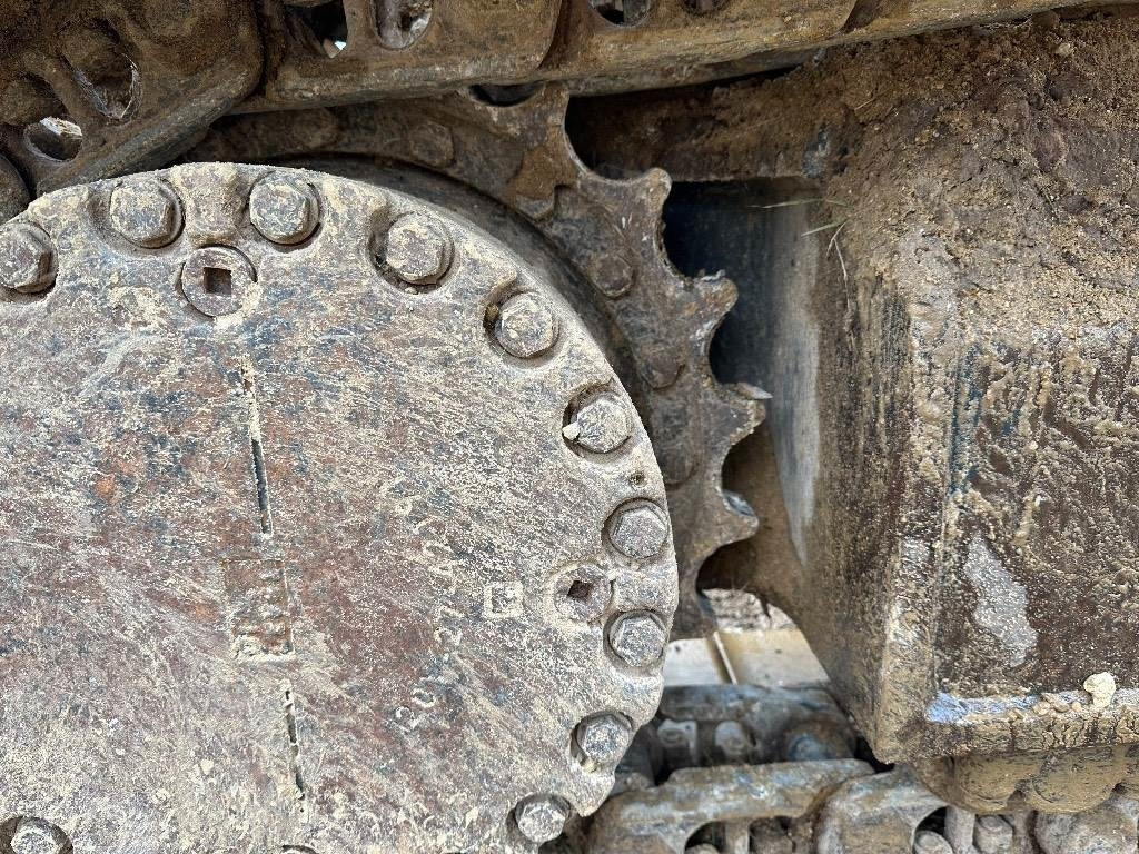 حفار زحاف Komatsu PC 210 LC-11: صورة 19