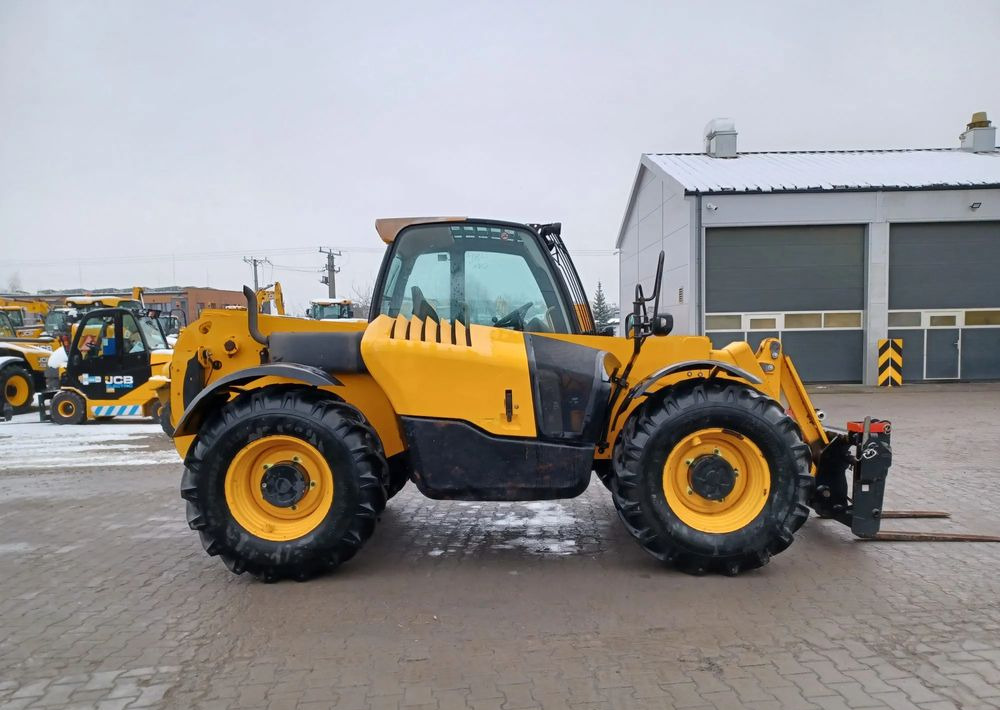 رافعة تلسكوبية JCB 531-70: صورة 8