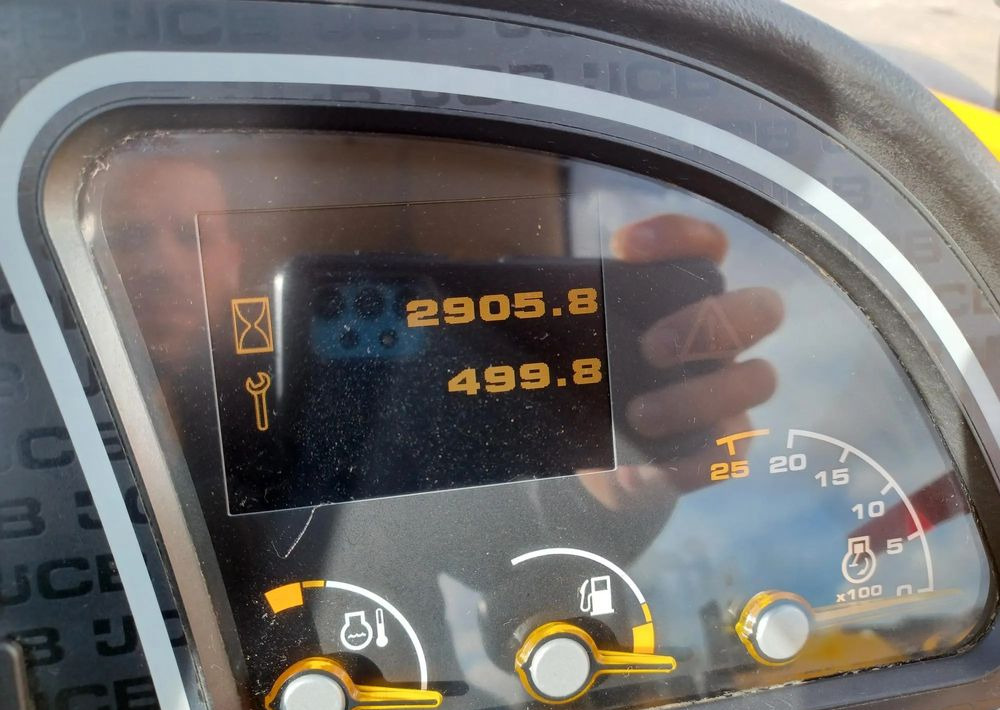 رافعة تلسكوبية JCB 531-70: صورة 14 رافعة تلسكوبية JCB 531-70: صورة 14