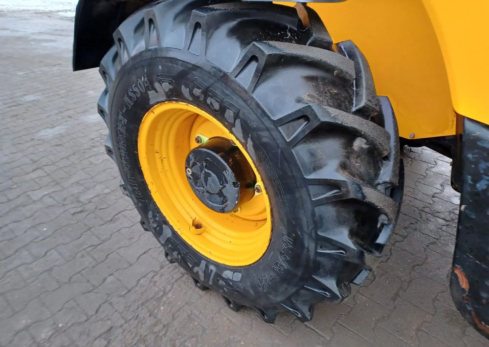 رافعة تلسكوبية JCB 531-70: صورة 10