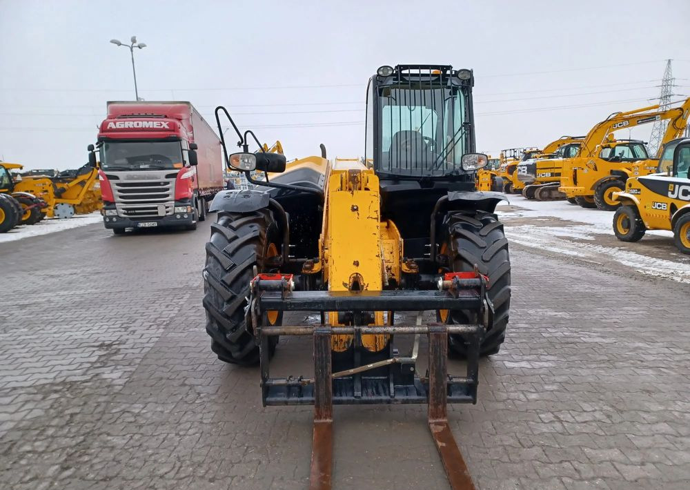 JCB 531-70 - رافعة تلسكوبية: صورة 3 JCB 531-70 - رافعة تلسكوبية: صورة 3