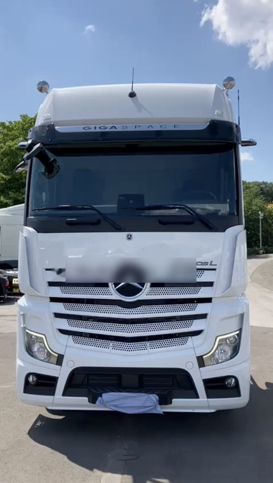 Mercedes-Benz Actros L 1848 - وحدة جر: صورة 1 Mercedes-Benz Actros L 1848 - وحدة جر: صورة 1