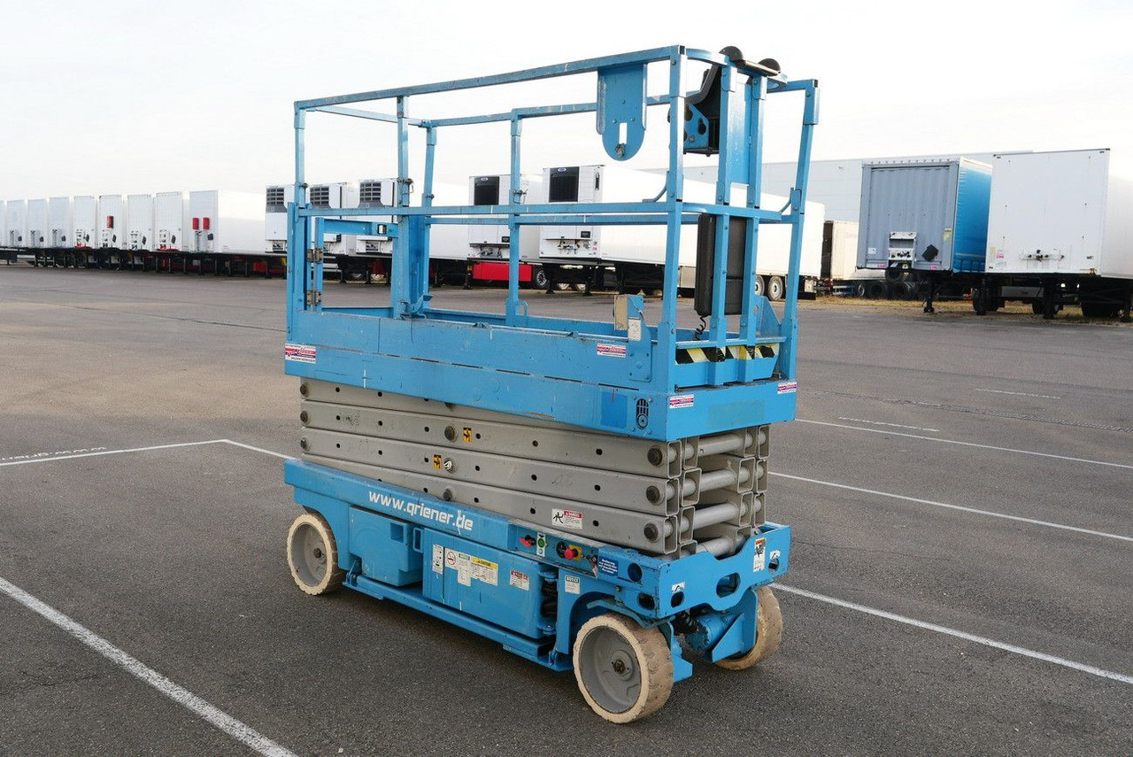 Genie SCHERENHEBEBÜHNE GENIE GS 2632 nur 542 H - منصة تلسكوبية محمولة على شاحنة: صورة 4 Genie SCHERENHEBEBÜHNE GENIE GS 2632 nur 542 H - منصة تلسكوبية محمولة على شاحنة: صورة 4