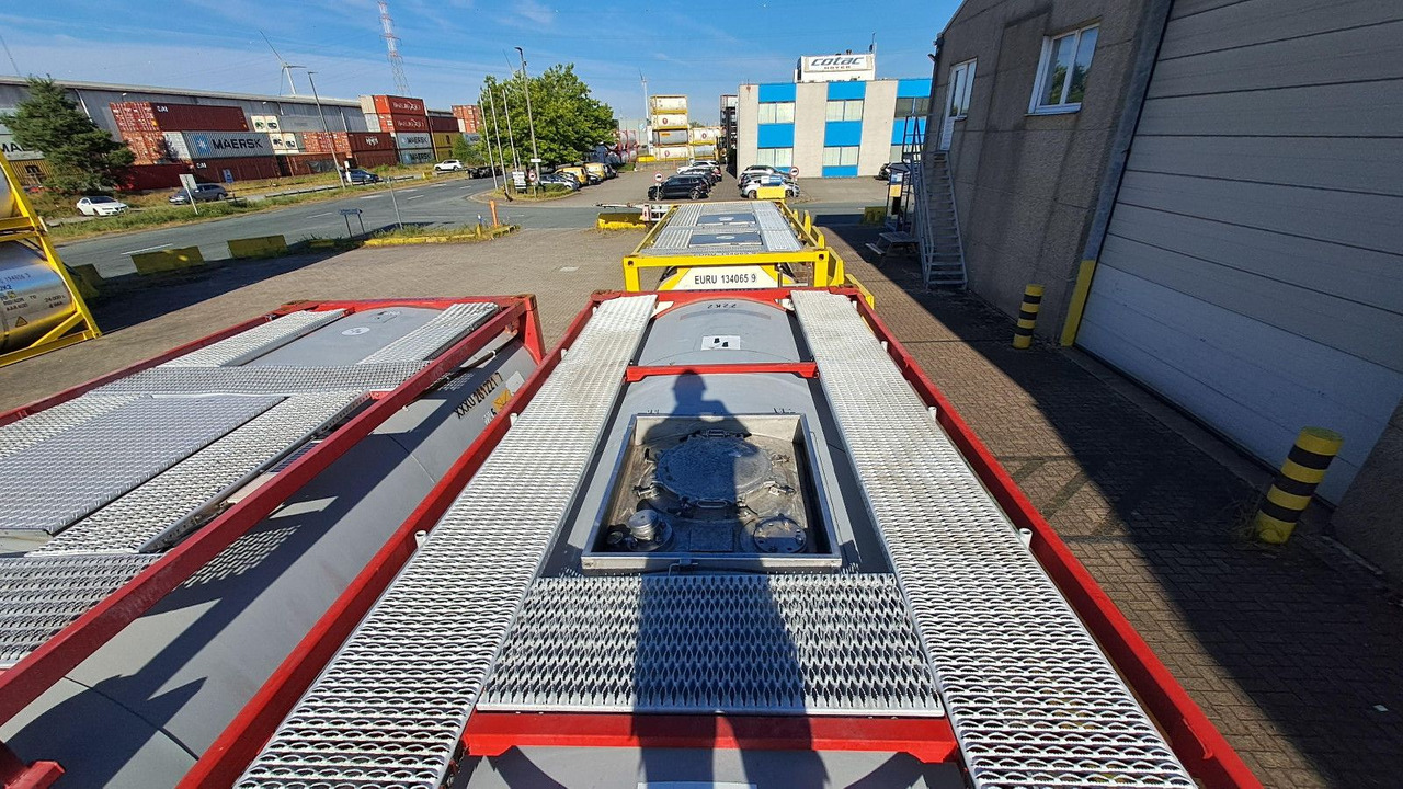 24.000 Liter V4A Vollrahmen 2 xLaufsteg - نصف مقطورة صهريج: صورة 5 24.000 Liter V4A Vollrahmen 2 xLaufsteg - نصف مقطورة صهريج: صورة 5