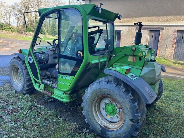MERLO P32-6 PLUS 4 ROUES MOTRICES - شاحنة مناوِلة: صورة 2 MERLO P32-6 PLUS 4 ROUES MOTRICES - شاحنة مناوِلة: صورة 2