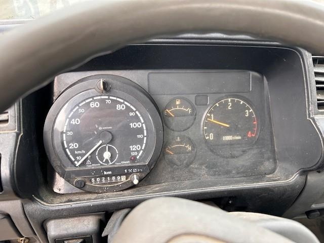 شاحنة سحب isuzu R70XN PLATEAU BASCUMLANT COULISSANT  MONZA  2012: صورة 10