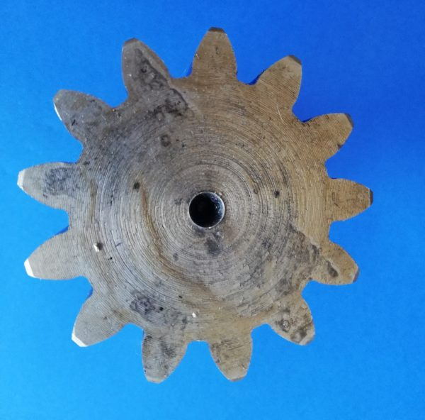 010150A Bobcat 425 Schwenkmotorwelle - محرك سوينغ - آلات البناء: صورة 4 010150A Bobcat 425 Schwenkmotorwelle - محرك سوينغ - آلات البناء: صورة 4