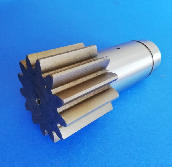 010150A Bobcat 425 swing motor shaft - محرك سوينغ - آلات البناء: صورة 1 010150A Bobcat 425 swing motor shaft - محرك سوينغ - آلات البناء: صورة 1