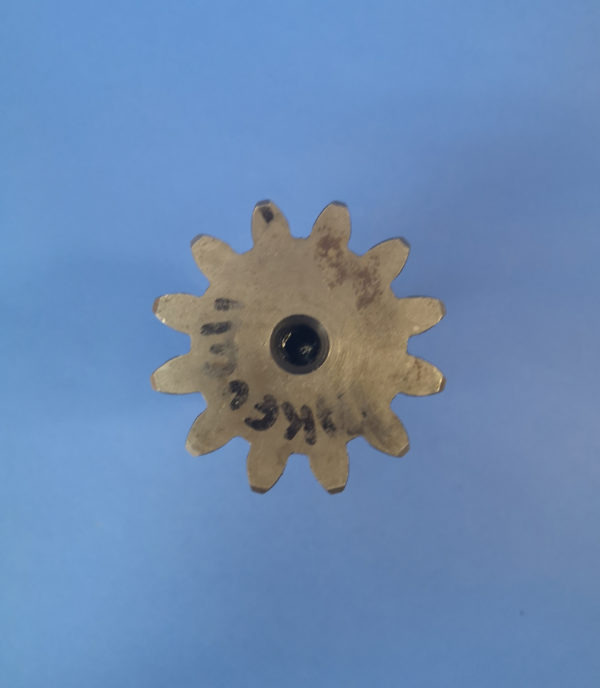 010210A / 1903124703 Wałek silnika obrotu Takeuchi TB016 - محرك سوينغ - آلات البناء: صورة 4 010210A / 1903124703 Wałek silnika obrotu Takeuchi TB016 - محرك سوينغ - آلات البناء: صورة 4