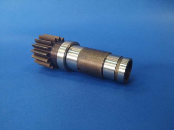 010240A Wałek silnika obrotu Komatsu PC05, Bobcat 220 (starsza wersja), FAI 212 - محرك سوينغ - آلات البناء: صورة 1 010240A Wałek silnika obrotu Komatsu PC05, Bobcat 220 (starsza wersja), FAI 212 - محرك سوينغ - آلات البناء: صورة 1