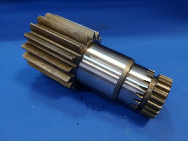 010280A Wałek silnika obrotu Terex TC20 - محرك سوينغ - آلات البناء: صورة 5 010280A Wałek silnika obrotu Terex TC20 - محرك سوينغ - آلات البناء: صورة 5