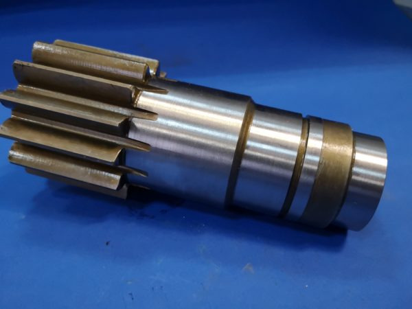 010290A Wałek silnika obrotu - محرك سوينغ - آلات البناء: صورة 5 010290A Wałek silnika obrotu - محرك سوينغ - آلات البناء: صورة 5