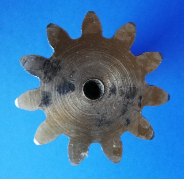 010360A Wałek silnika obrotu Komatsu PC20 R8 - محرك سوينغ - آلات البناء: صورة 3 010360A Wałek silnika obrotu Komatsu PC20 R8 - محرك سوينغ - آلات البناء: صورة 3