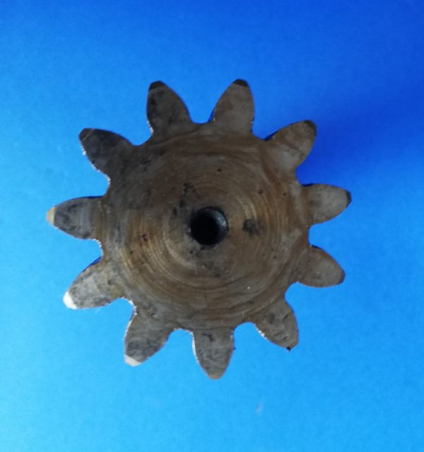 010370A Wałek silnika obrotu Komatsu PC10-7 - محرك سوينغ - آلات البناء: صورة 2 010370A Wałek silnika obrotu Komatsu PC10-7 - محرك سوينغ - آلات البناء: صورة 2