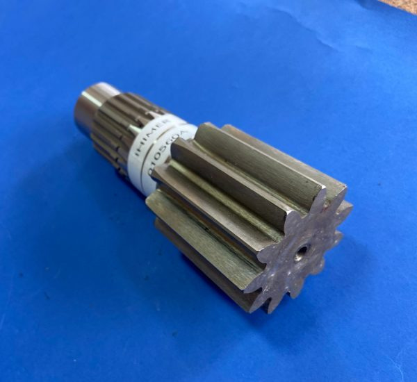 Wałek obrotu 010560A Ihimer 18 NXT, Komatsu PC16 - محرك سوينغ - آلات البناء: صورة 1 Wałek obrotu 010560A Ihimer 18 NXT, Komatsu PC16 - محرك سوينغ - آلات البناء: صورة 1