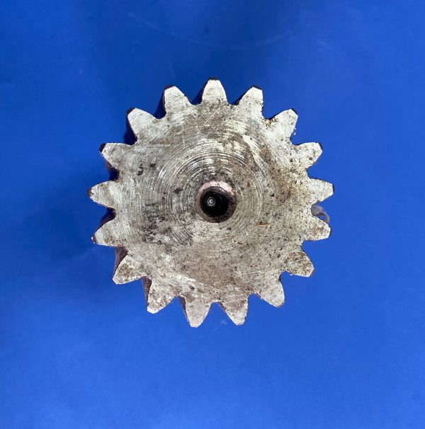 Wałek obrotu 010630A Komatsu PC05-7 E - محرك سوينغ - آلات البناء: صورة 3 Wałek obrotu 010630A Komatsu PC05-7 E - محرك سوينغ - آلات البناء: صورة 3