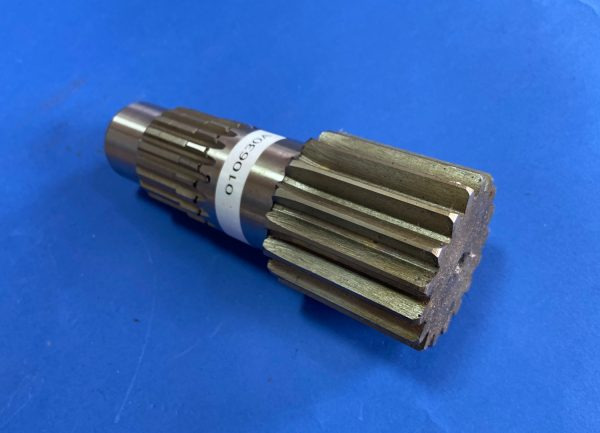 Wałek obrotu 010630A Komatsu PC05-7 E - محرك سوينغ - آلات البناء: صورة 1 Wałek obrotu 010630A Komatsu PC05-7 E - محرك سوينغ - آلات البناء: صورة 1