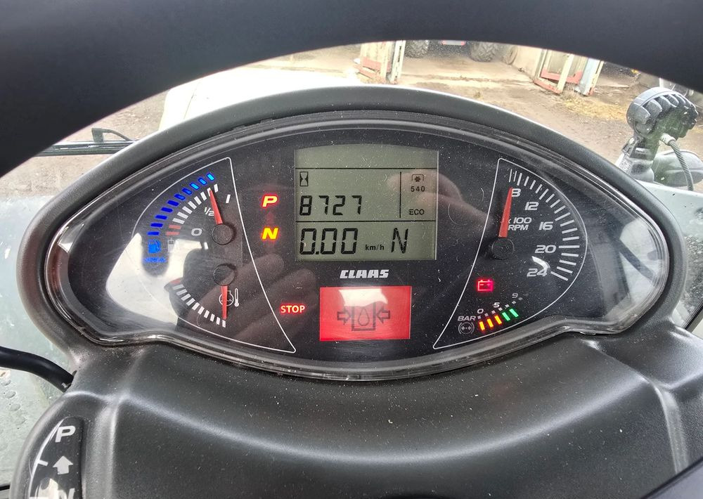 Claas Axion 850 Cmatic - جرار: صورة 4 Claas Axion 850 Cmatic - جرار: صورة 4
