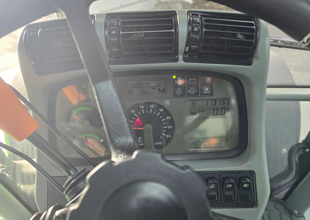 Deutz-Fahr 620 TTV - جرار: صورة 5 Deutz-Fahr 620 TTV - جرار: صورة 5