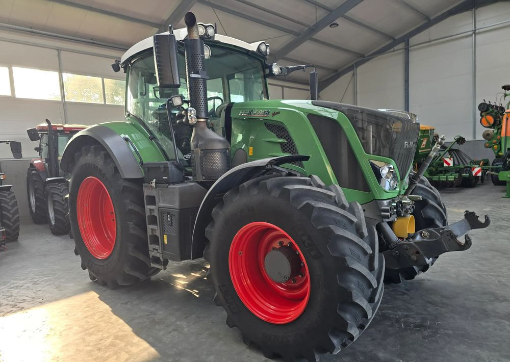 Fendt 828 S4 ProfiPlus - جرار: صورة 2 Fendt 828 S4 ProfiPlus - جرار: صورة 2