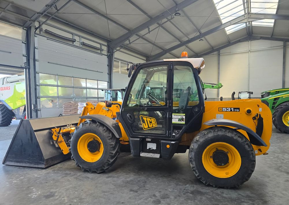 JCB 531-70 - آليات: صورة 3 JCB 531-70 - آليات: صورة 3