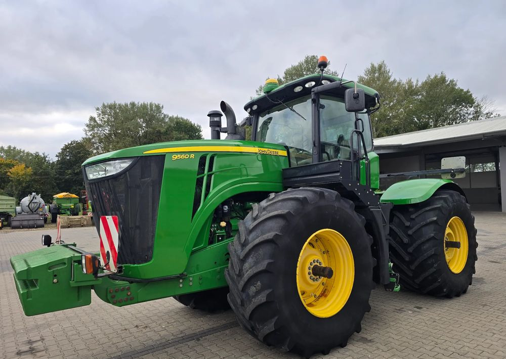 John Deere 9560R - جرار: صورة 1 John Deere 9560R - جرار: صورة 1