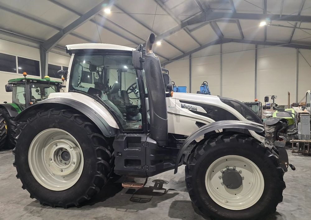 جرار Valtra T 174S: صورة 6 جرار Valtra T 174S: صورة 6