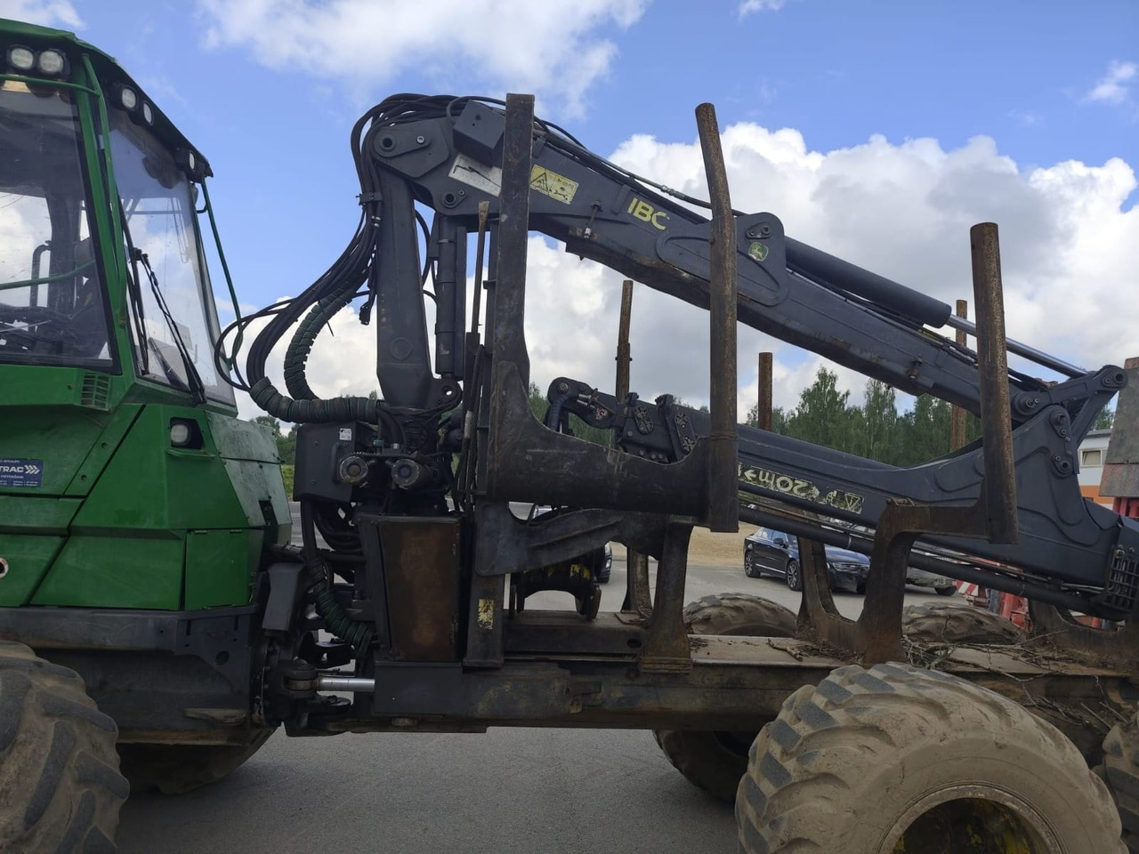 JOHN DEERE 910G - حافلة الغابات: صورة 3 JOHN DEERE 910G - حافلة الغابات: صورة 3