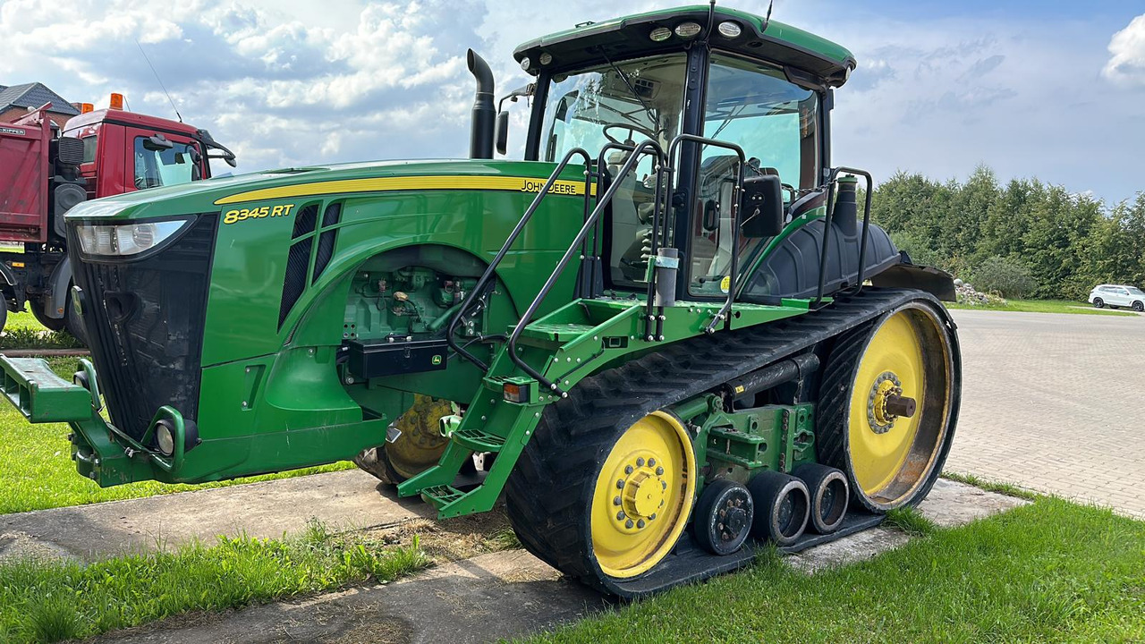 John Deere 8345RT - جرَّار مجنزر: صورة 1 John Deere 8345RT - جرَّار مجنزر: صورة 1