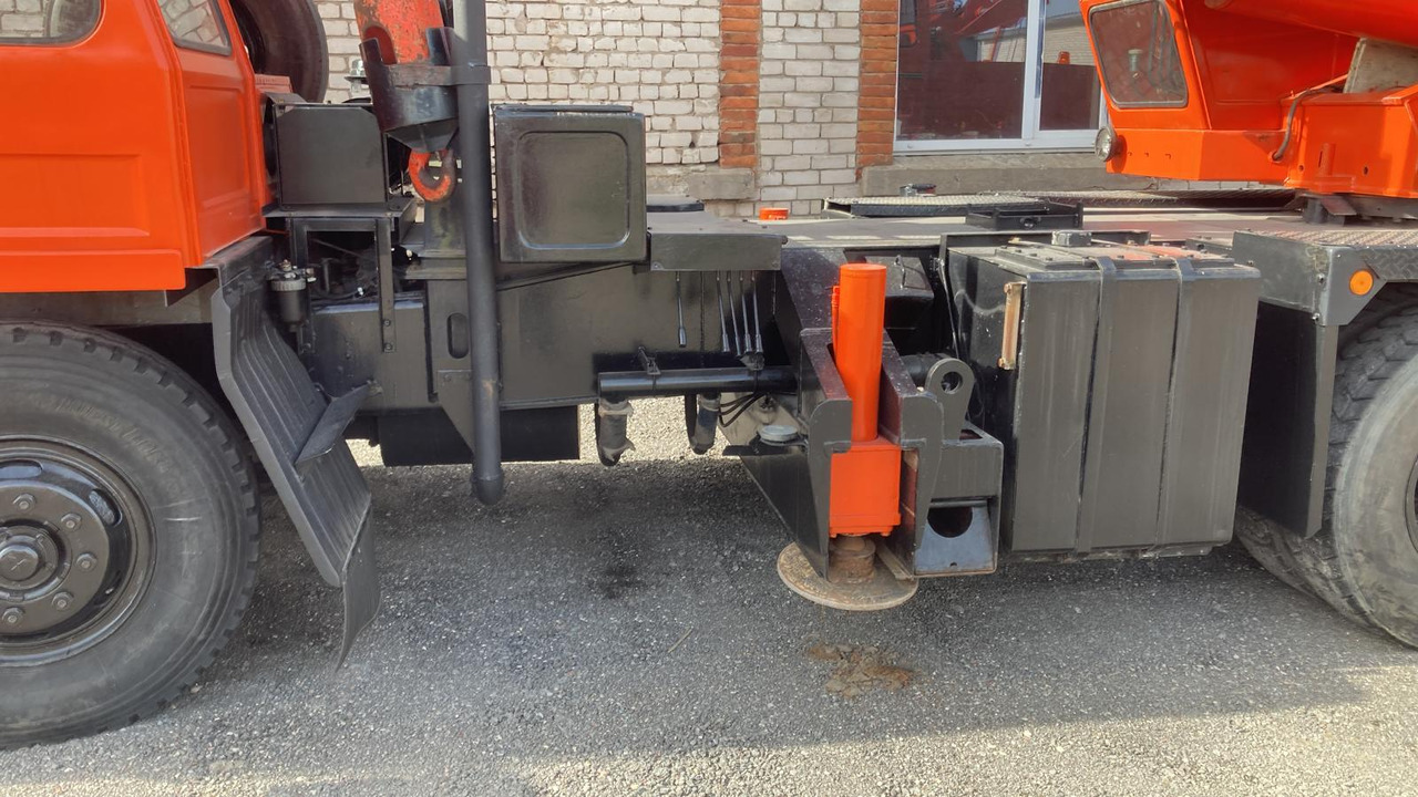 KATO NK200E - موبايل كرين: صورة 4 KATO NK200E - موبايل كرين: صورة 4