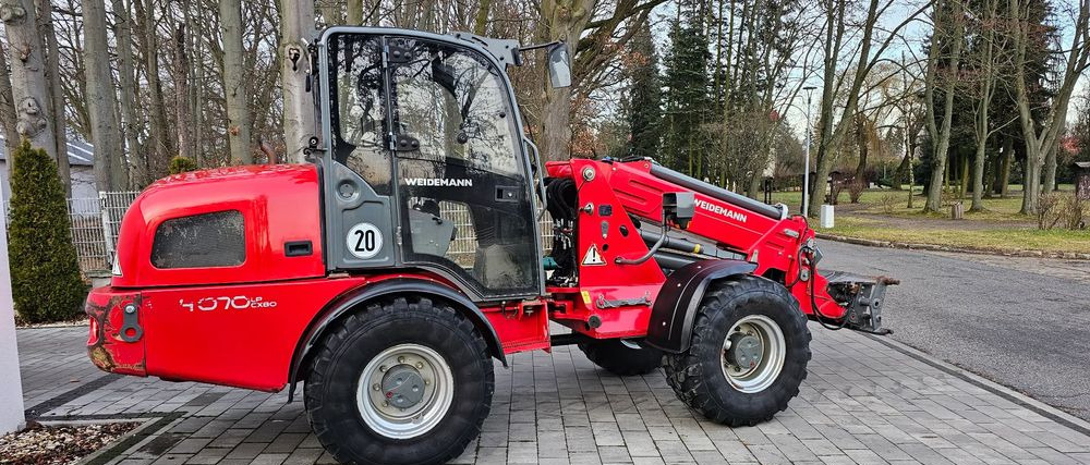 Weidemann 4070 CX80LP T Weidemann 4070 - جرافة ذات عجلات تلسكوبية: صورة 1 Weidemann 4070 CX80LP T Weidemann 4070 - جرافة ذات عجلات تلسكوبية: صورة 1