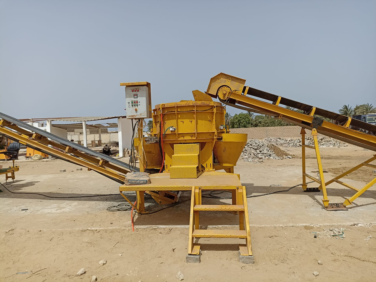 Economic Block Making Machine - ماكينة البلوك: صورة 4 Economic Block Making Machine - ماكينة البلوك: صورة 4