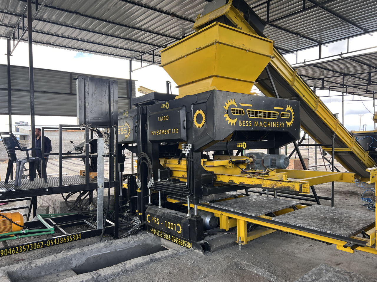 PRS-1000 Semi-Automatic Block Making Machine - ماكينة البلوك: صورة 4 PRS-1000 Semi-Automatic Block Making Machine - ماكينة البلوك: صورة 4