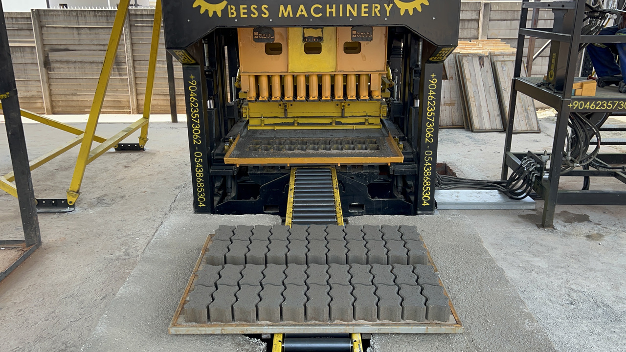 PRS-600 Semi-Automatic Concrete Block Machine - ماكينة البلوك: صورة 2 PRS-600 Semi-Automatic Concrete Block Machine - ماكينة البلوك: صورة 2