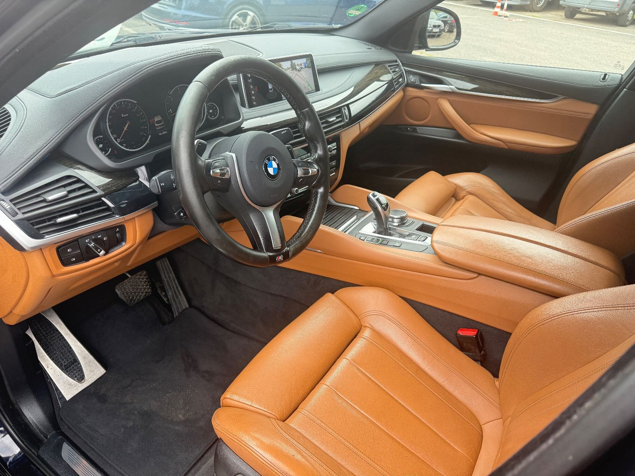 سيارة دفع رباعي BMW X6 M xDrive 30 d: صورة 9