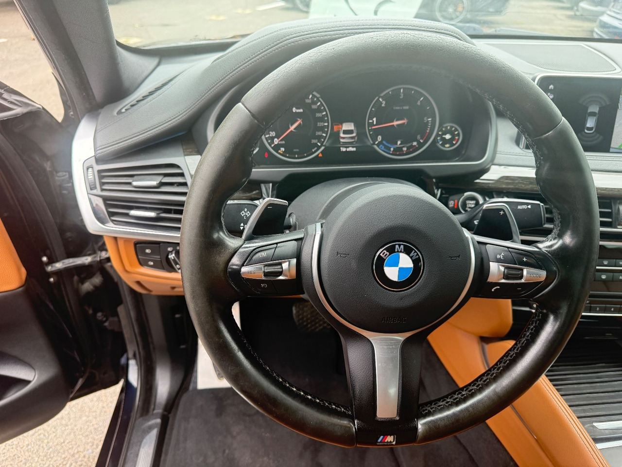 سيارة دفع رباعي BMW X6 M xDrive 30 d: صورة 11