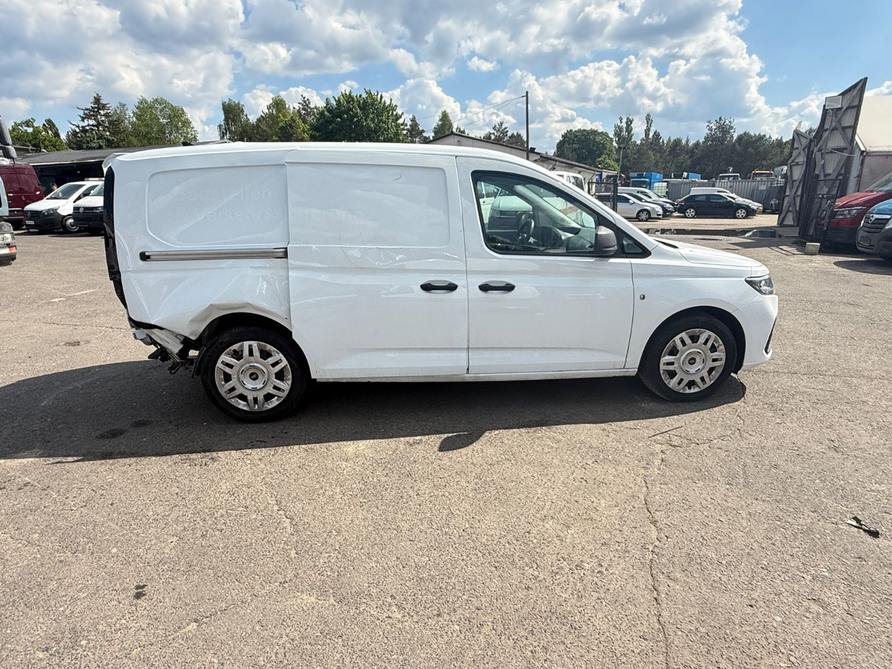 Ford Transit Connect Trend L2 Kasten - فان المدمجة: صورة 5 Ford Transit Connect Trend L2 Kasten - فان المدمجة: صورة 5