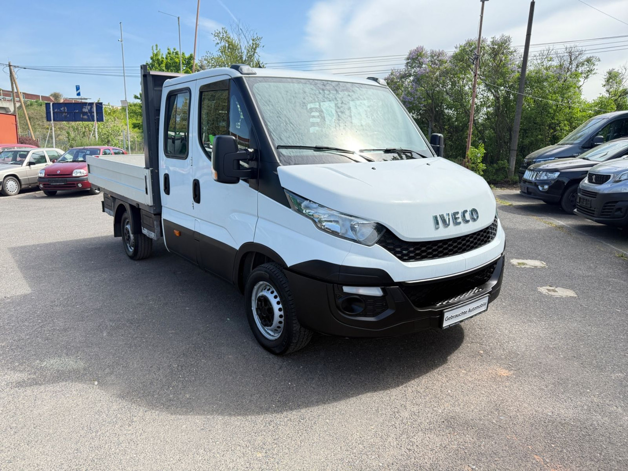 Iveco Daily Doppelkabine 35 S 130 7 Sitzer - شاحنة مفتوحة: صورة 2 Iveco Daily Doppelkabine 35 S 130 7 Sitzer - شاحنة مفتوحة: صورة 2