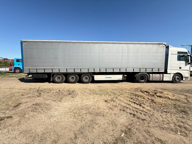 Krone SD mit Ladebordwand - نصف مقطورة ستارة: صورة 3 Krone SD mit Ladebordwand - نصف مقطورة ستارة: صورة 3