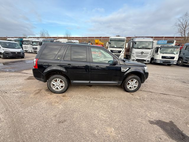 Land Rover Freelander 2 XE Limited Edition Brandschaden - سيارة دفع رباعي: صورة 5 Land Rover Freelander 2 XE Limited Edition Brandschaden - سيارة دفع رباعي: صورة 5
