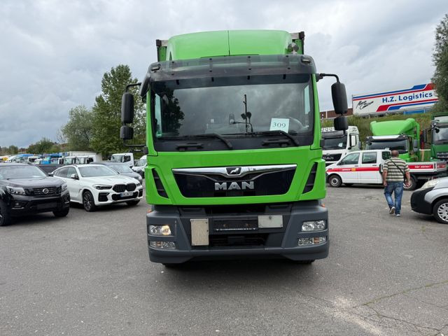 MAN TGM 15.290 Klima Temopmat Lbw - شاحنة ستارة: صورة 1 MAN TGM 15.290 Klima Temopmat Lbw - شاحنة ستارة: صورة 1