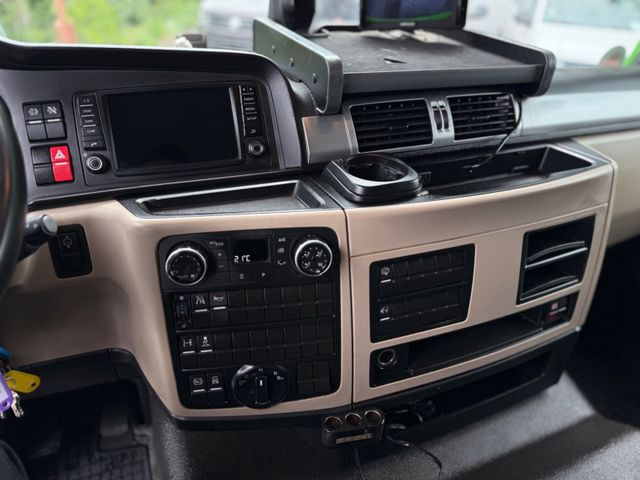 MAN TGM 15.290 Klima Temopmat Lbw - شاحنة ستارة: صورة 5 MAN TGM 15.290 Klima Temopmat Lbw - شاحنة ستارة: صورة 5