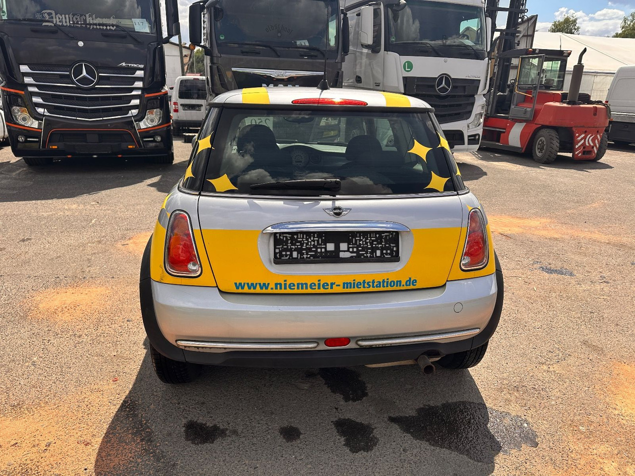 MINI ONE Mini One - سيارة: صورة 4 MINI ONE Mini One - سيارة: صورة 4