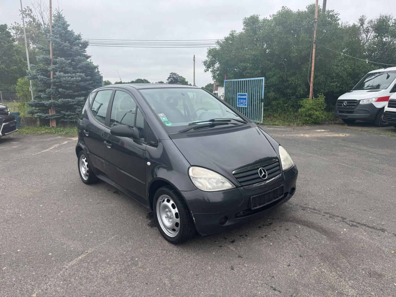 Mercedes-Benz A 160 A -Klasse A 160 - سيارة: صورة 2 Mercedes-Benz A 160 A -Klasse A 160 - سيارة: صورة 2